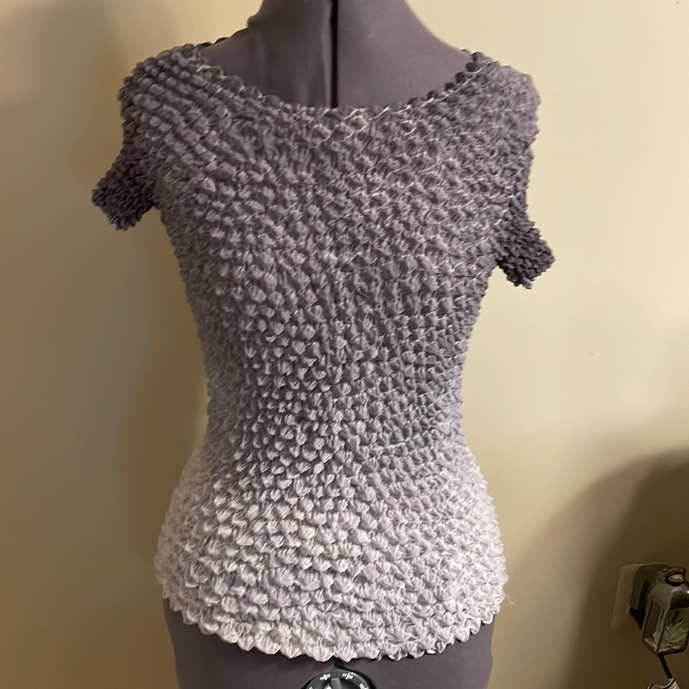 No Brand Top